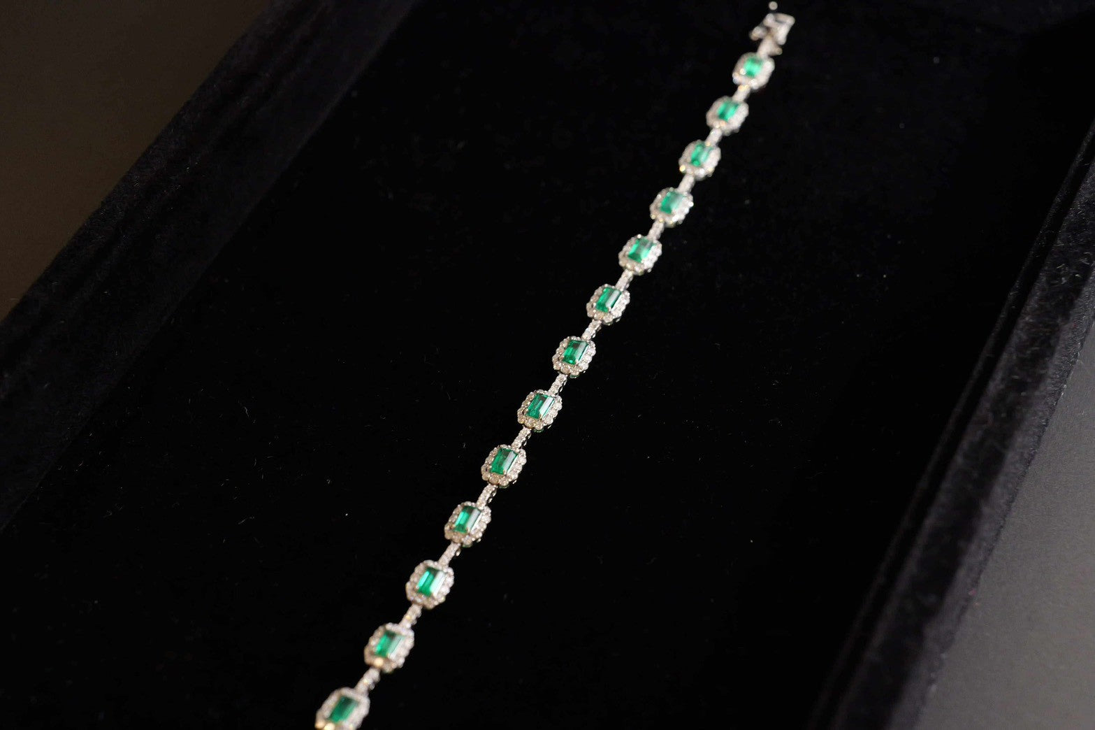 Manifestation Emerald Bracelet / Platinum 850