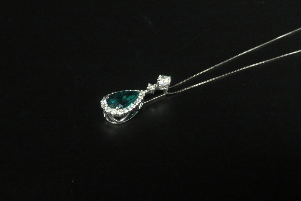 Necklace Muzo Green