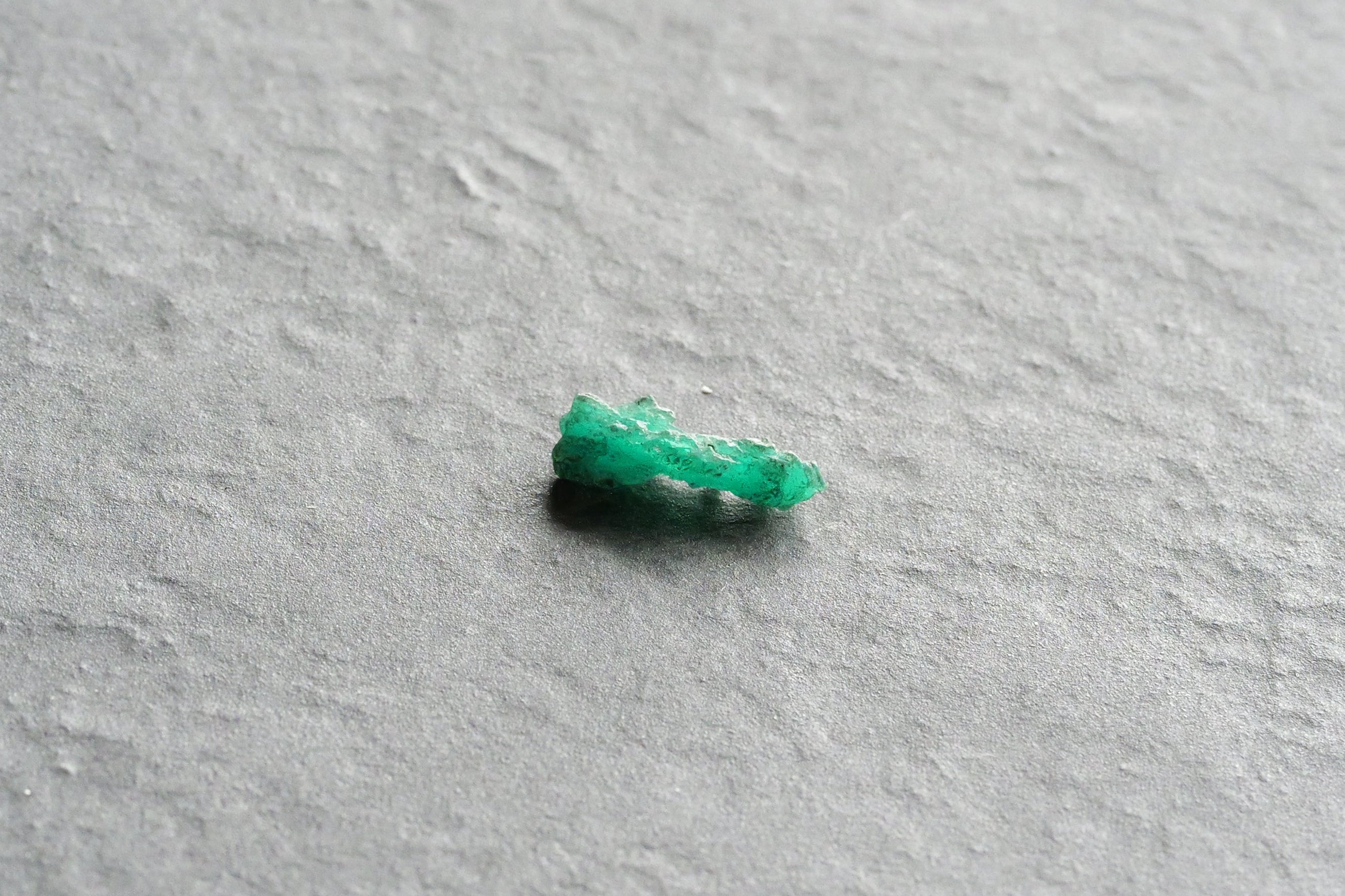 Emerald Rough 4ct〜5ct