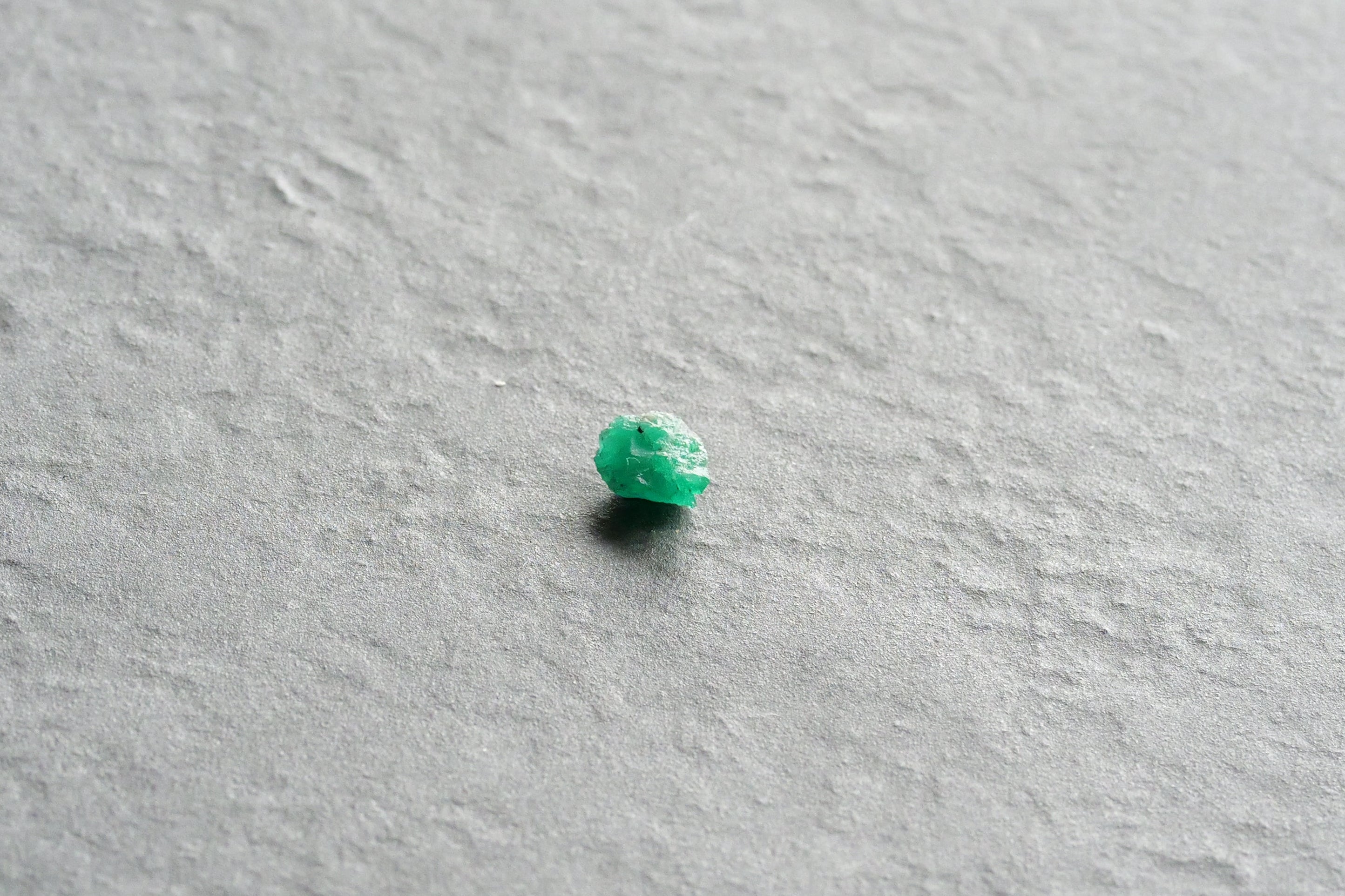 Emerald Rough 3ct〜4ct