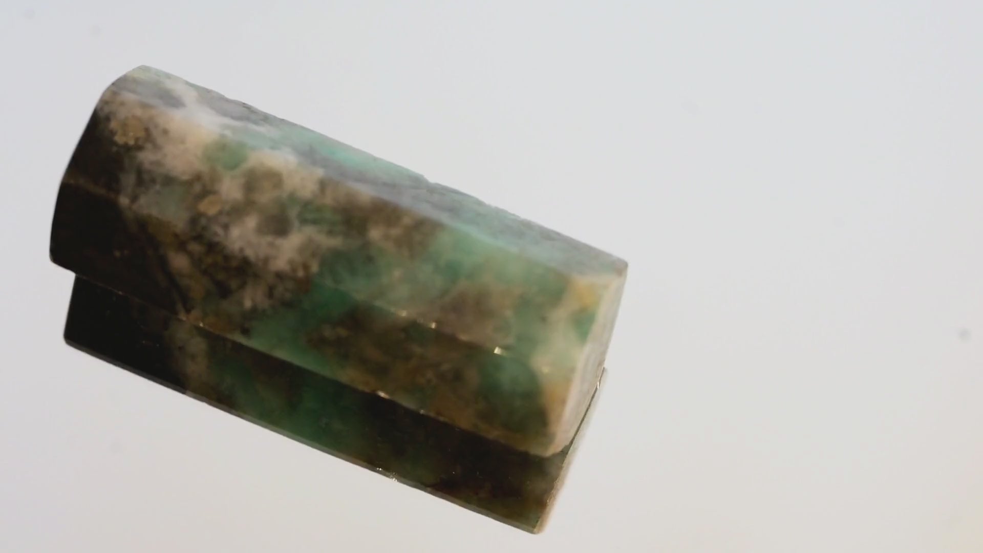 Emerald Rough / 161.11ct